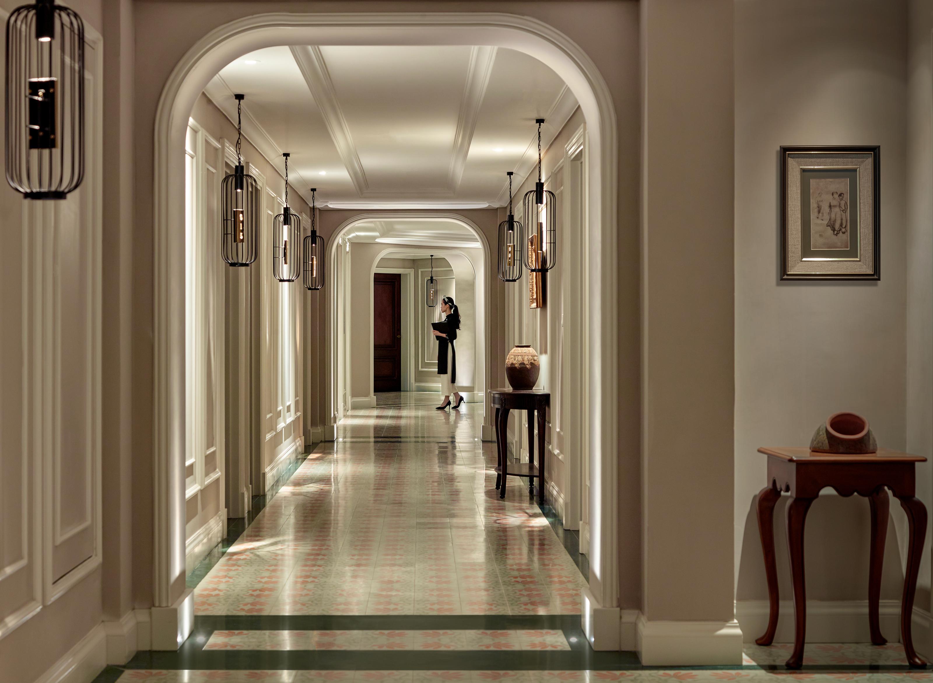 โรงแรมแปร์ล โดริย็อง กัตบา - เอ็มแกลเลอรี Chan Chau ภายนอก รูปภาพ A corridor at the Mandarin Oriental, London