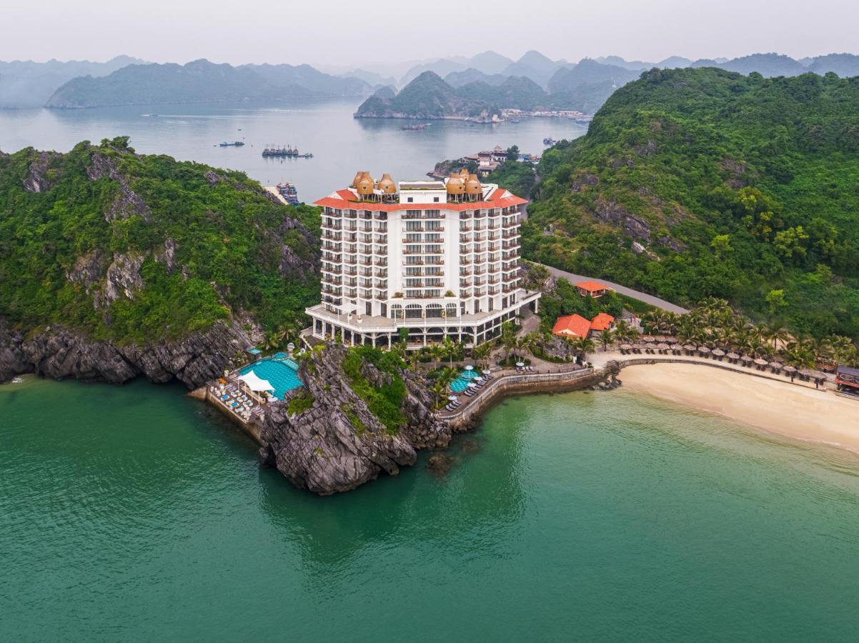 โรงแรมแปร์ล โดริย็อง กัตบา - เอ็มแกลเลอรี Chan Chau ภายนอก รูปภาพ Vinpearl Hotel Nha Trang